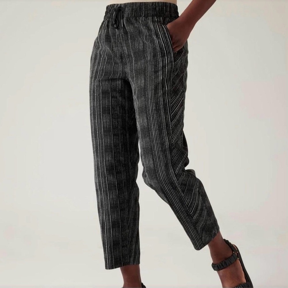 EUC Athleta Pants